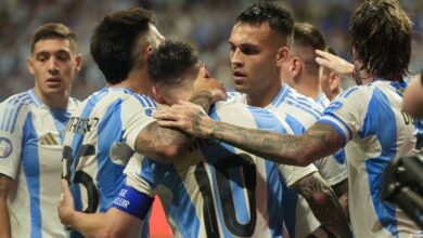 Argentina wins 2-0 against Canada in the opening match of the Copa America