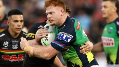 NRL news: Horsburgh considering exit after clash with two clubs, Johns hits out at refs over blocker change, Sharks ready to 'rewrite history'