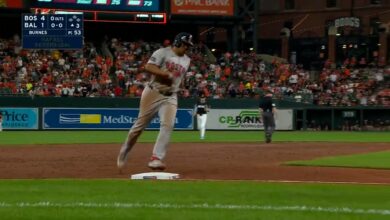 Rafael Devers smacks a two-run home run to extend Red Sox