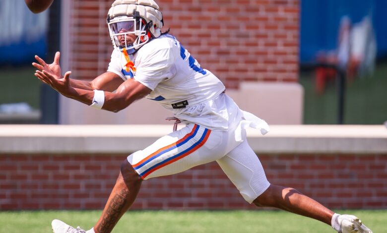 Florida WR Kahlil Jackson undergoes knee surgery, was undergoing surgery for a year