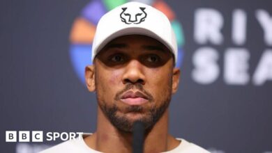 Anthony Joshua faces off with Daniel Dubois at a news conference