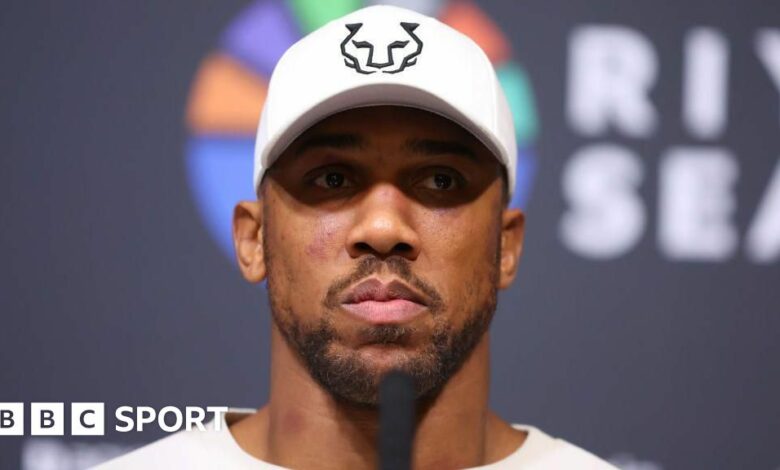 Anthony Joshua faces off with Daniel Dubois at a news conference