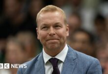 Cyclist Sir Chris Hoy announces his cancer is incurable