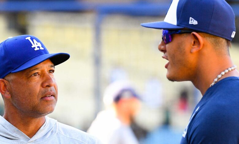 Dave Roberts: Manny Machado throwing ball into Dodgers dugout was 'destabilizing'