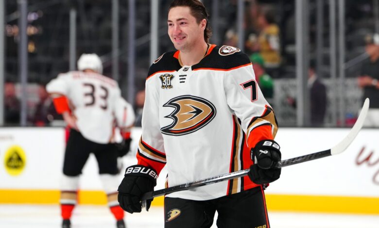 Ducks place F Frank Vatrano on non-roster list