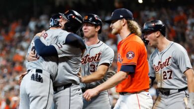 Hader, Astros trolled by fans after Tigers ousted from MLB playoff bracket