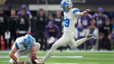 Jake Bates' last-gasp field goal gives Detroit Lions top spot in NFC North