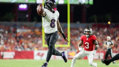 Lamar Jackson's 5-TD attempt leads Ravens past Bucs