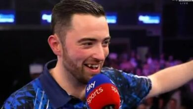 Luke Humphreys smiled sarcastically as he responded to taunting fans after his shock defeat to Mike De Decker at the World Grand Prix of Darts.