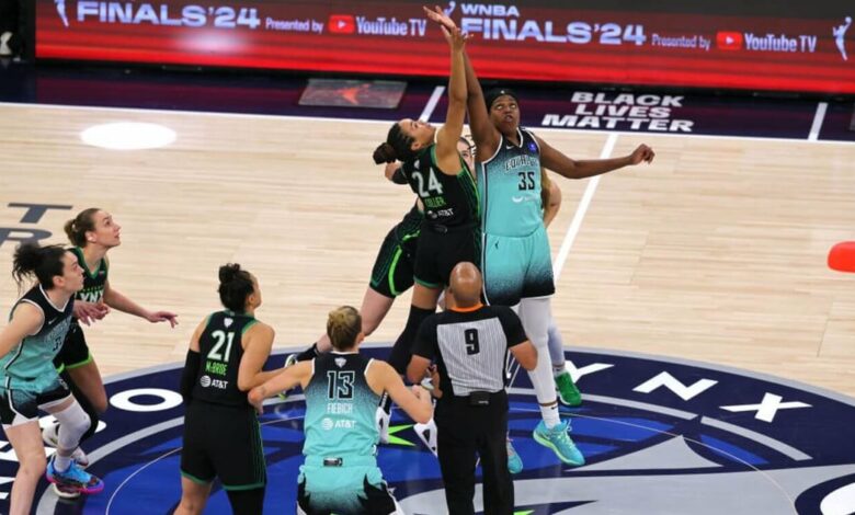 WNBA Finals scores and live updates: Lynx take lead over Liberty early in Game 3 at Target Center