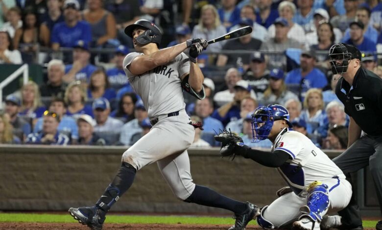 With clutch home run, Giancarlo Stanton once again shows he's ready for October